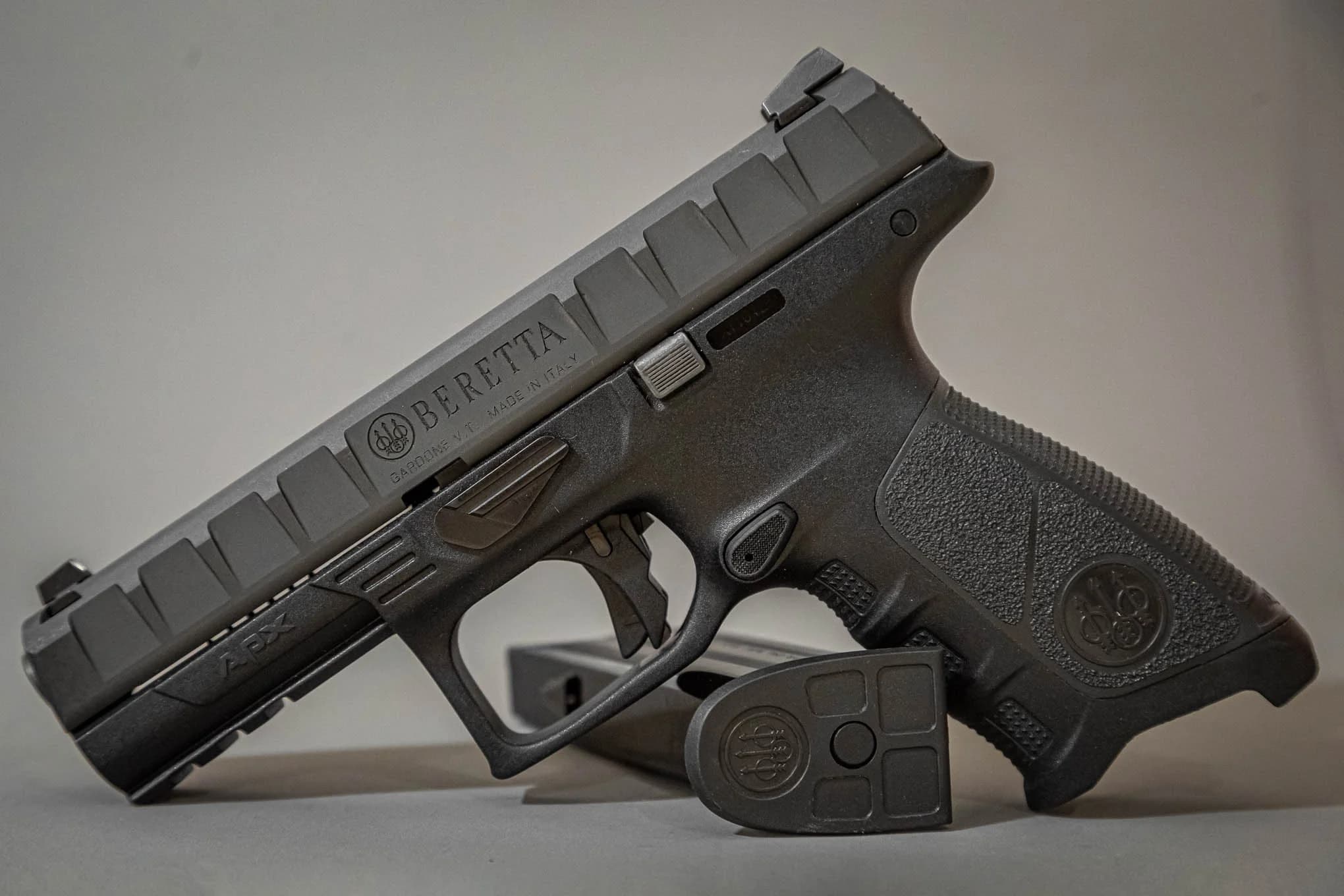 PISTOLA BERETTA APX CAL. 9MM