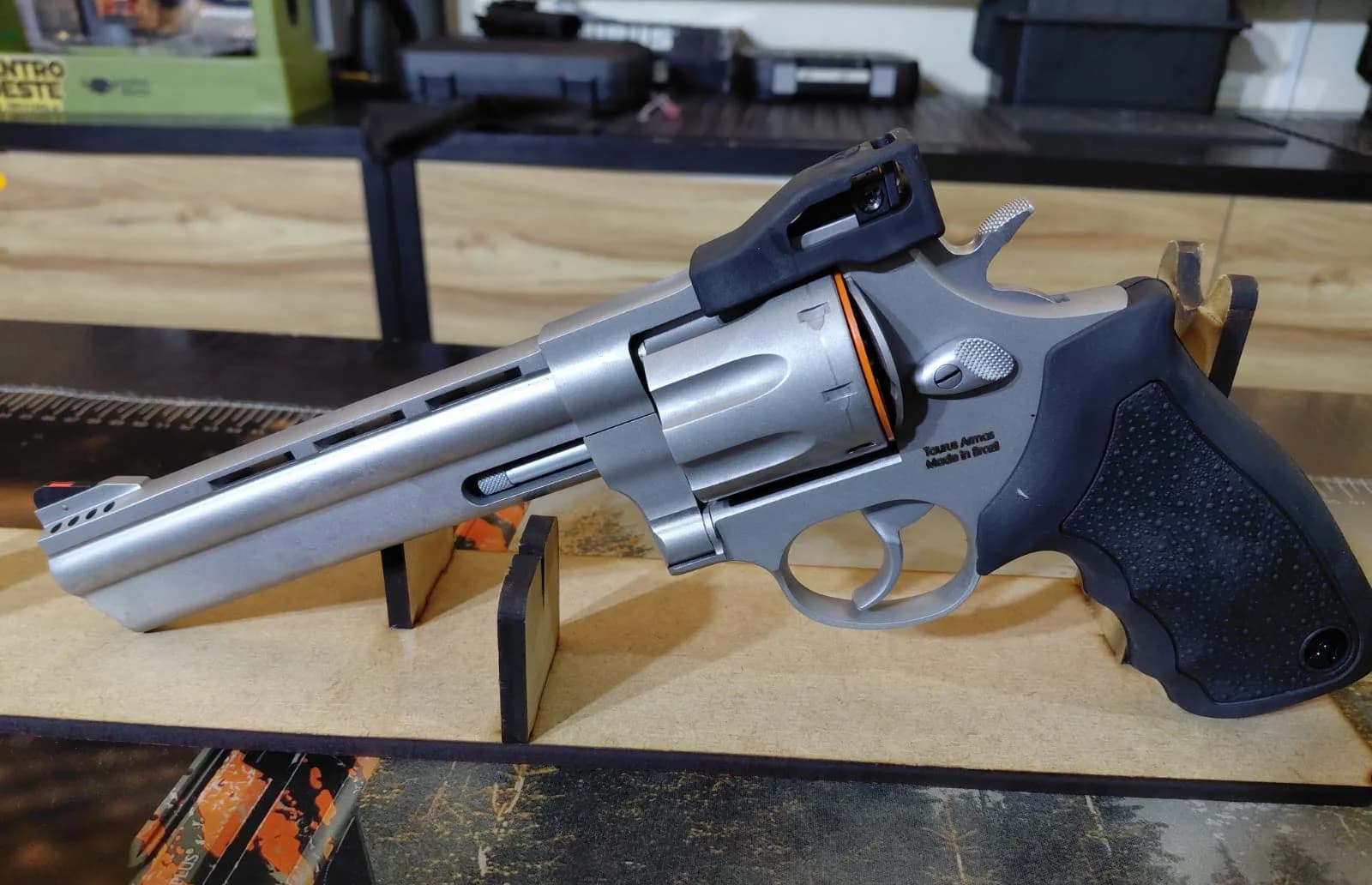 Revolver Taurus Rt410/5 36 3 Inox (Cal. 36) — Taurus