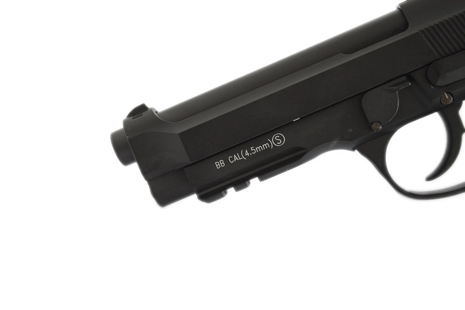 PISTOLA DE CO2 KWC M92 4.5MM — foto 6