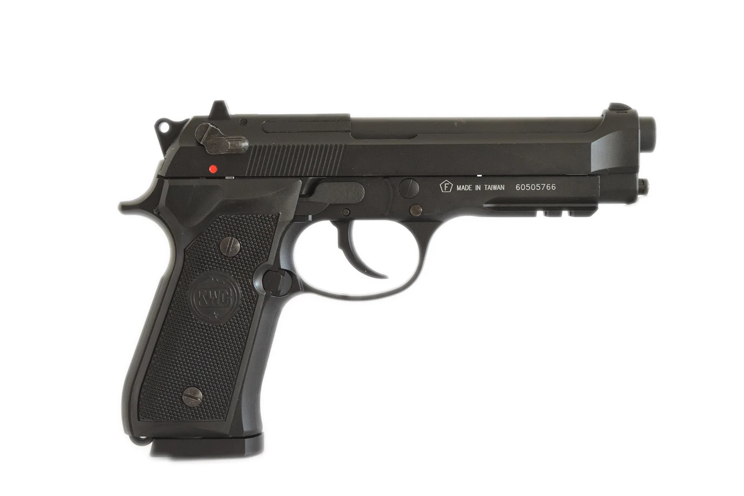 PISTOLA DE CO2 KWC M92 4.5MM — foto 3