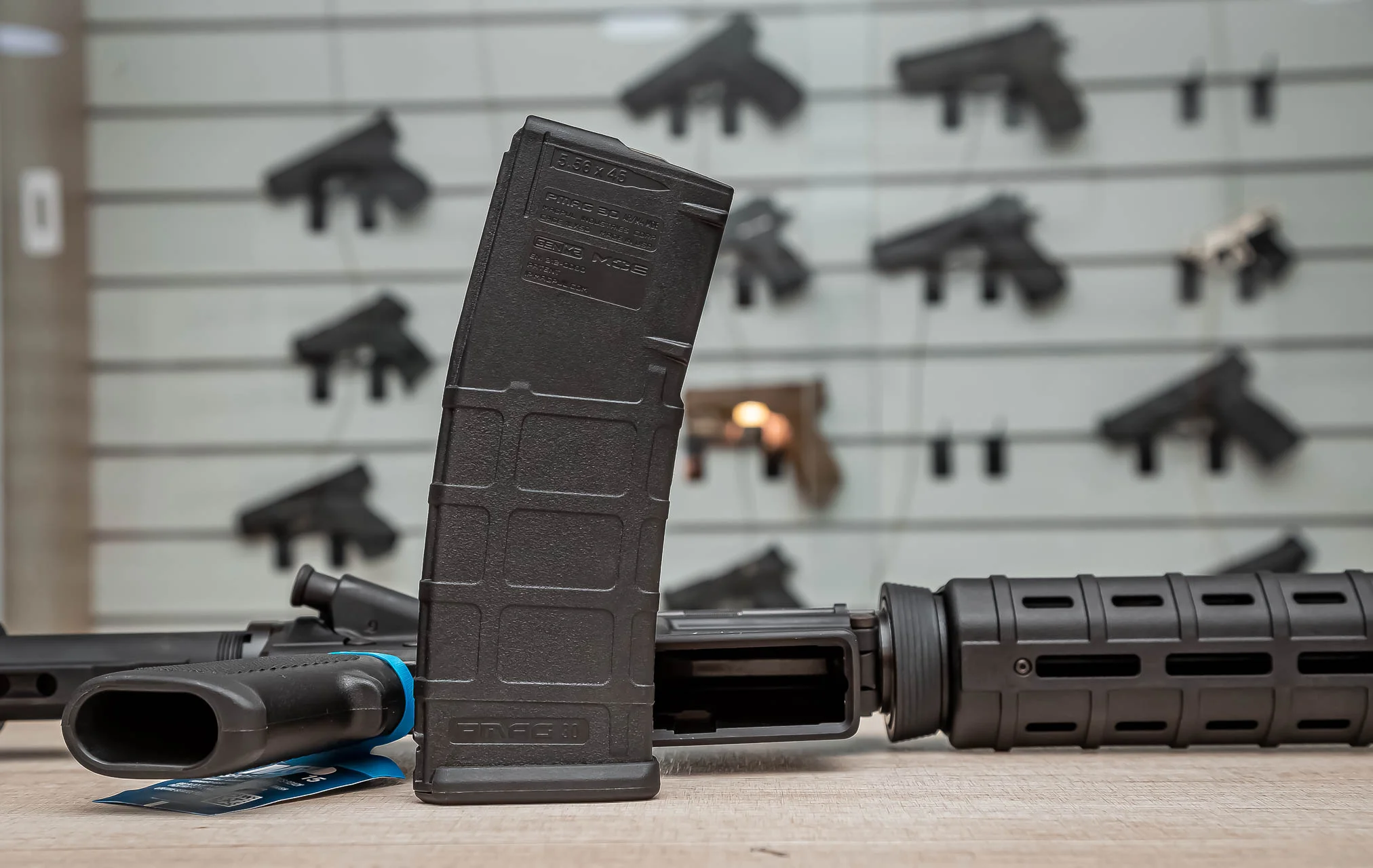 RIFLE SMITH&WESSON M&P 15 ESPORTE II CARBINE-LENGTH HANDGUARD CALIBRE 5,56 MM — foto 10
