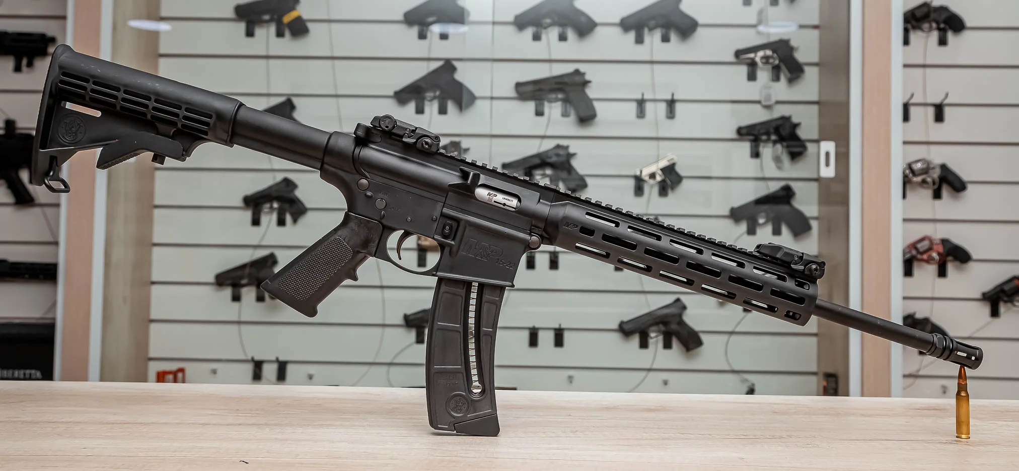 RIFLE SMITH & WESSON MP15-22 CAL. .22 LR — foto 2