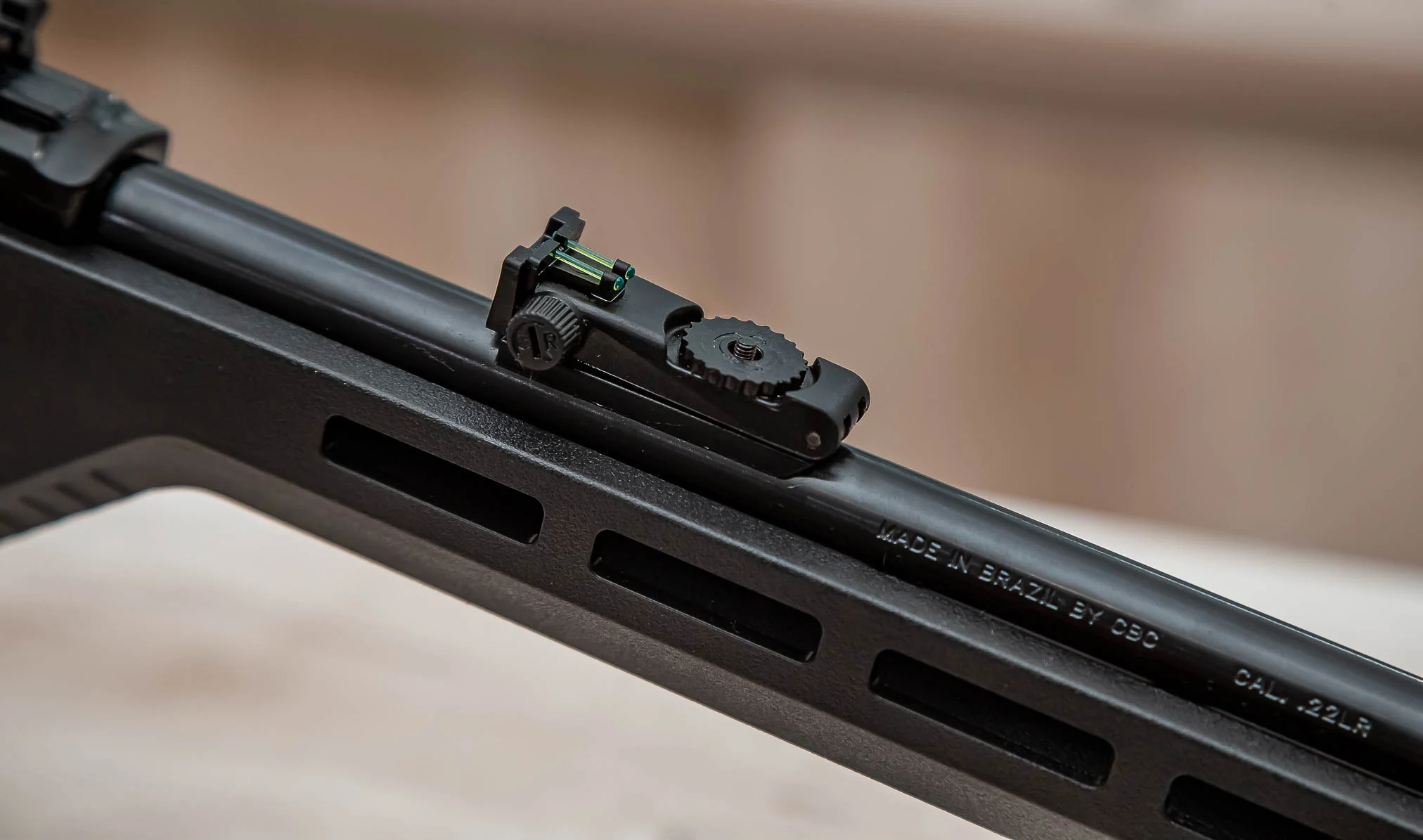 RIFLE CBC TACTICAL SEMIAUTOMÁTICO CALIBRE .22LR — foto 5