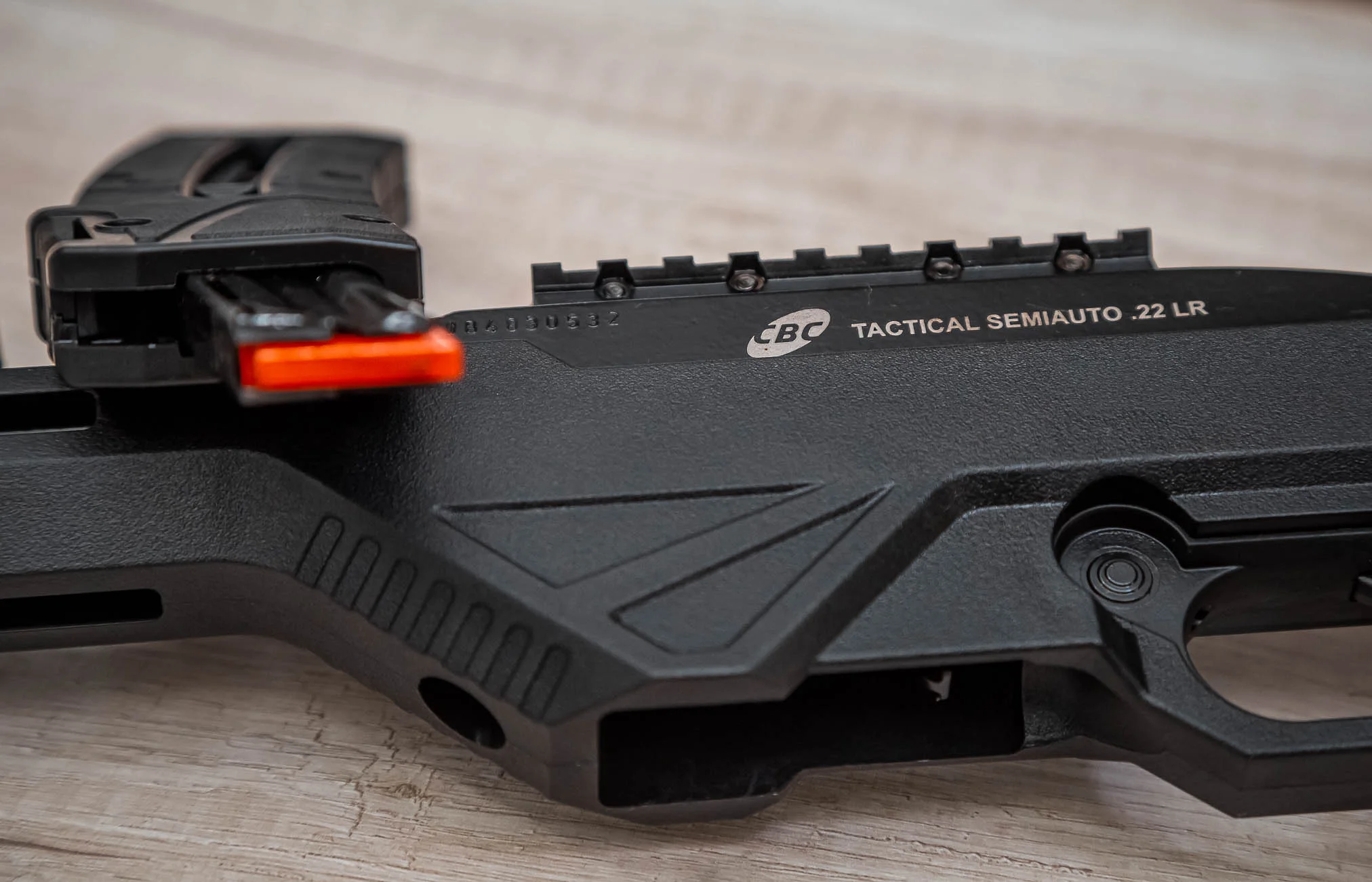 RIFLE CBC TACTICAL SEMIAUTOMÁTICO CALIBRE .22LR — foto 10