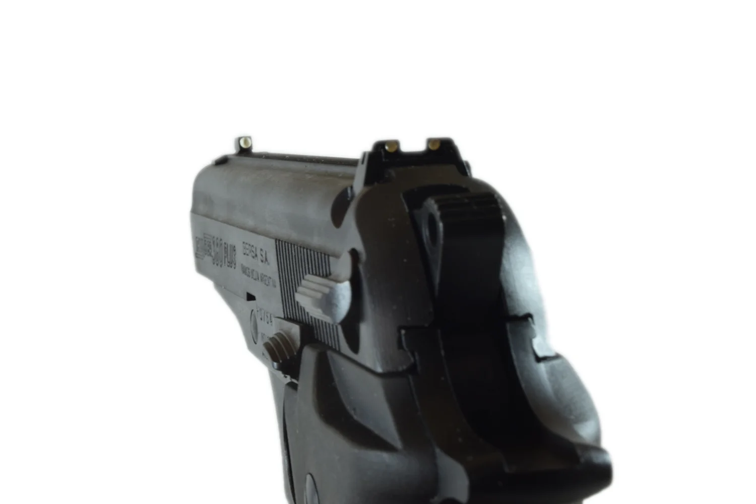PISTOLA BERSA THUNDER 380 PLUS CAL. .380 OXIDADA — foto 2
